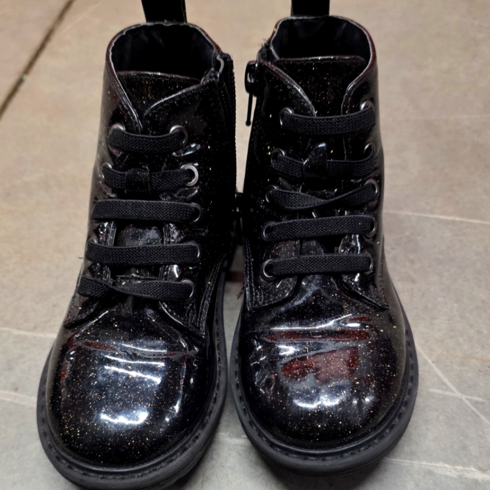 Black Glitter Combat Boots There About Sz9 Toddler